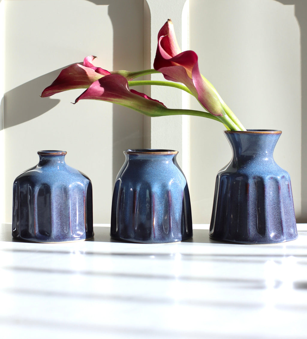 Blue ribbed ceramic vase set of 3