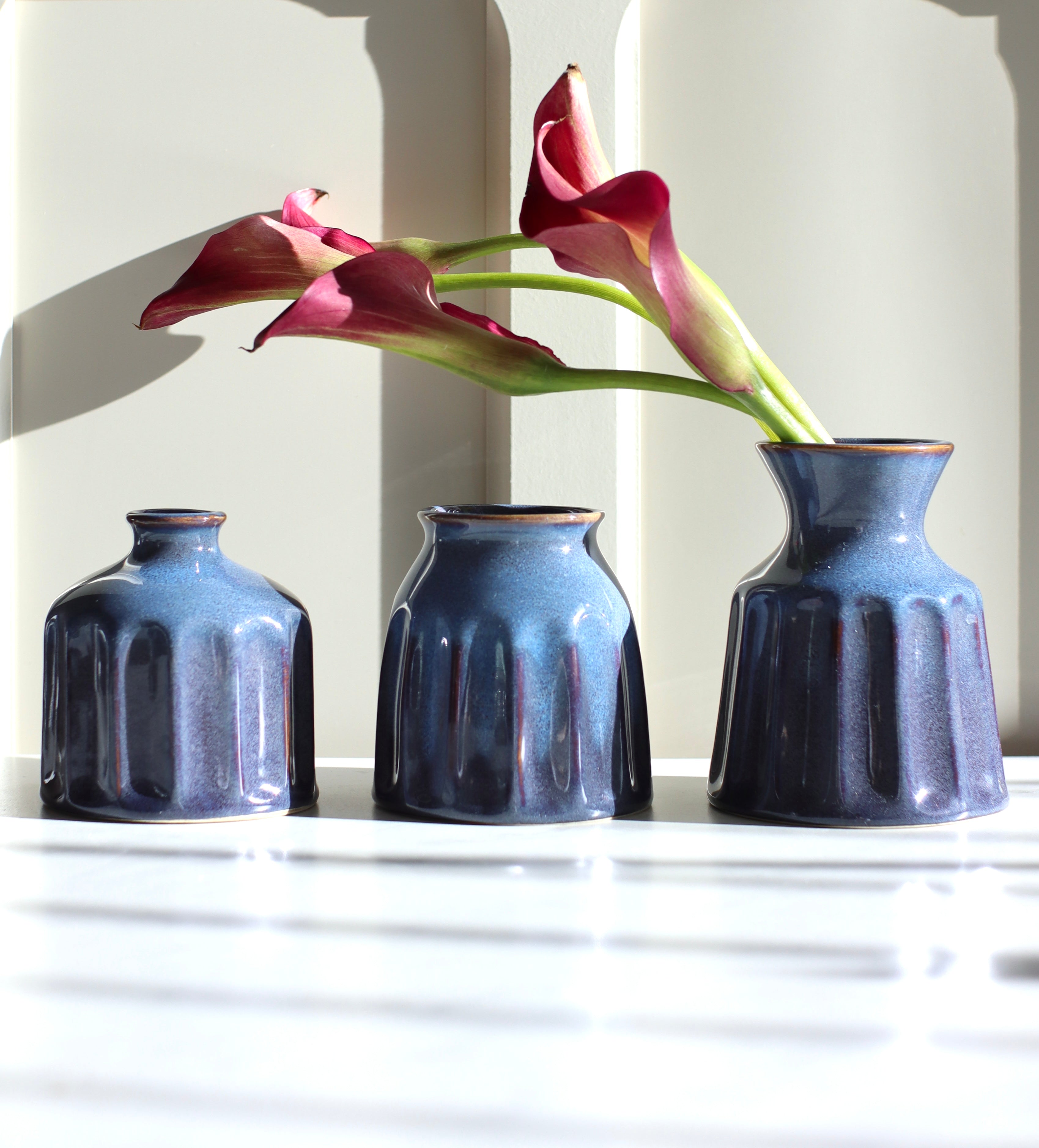 Blue ribbed ceramic vase set of 3