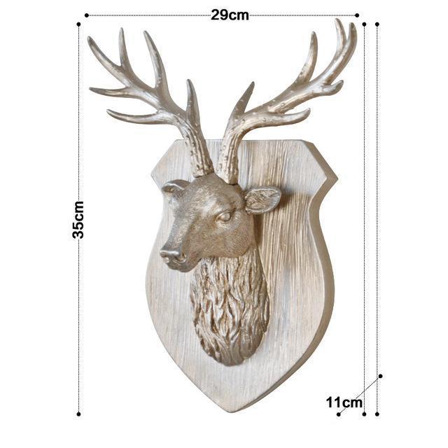 3D deer head sculpture detail
